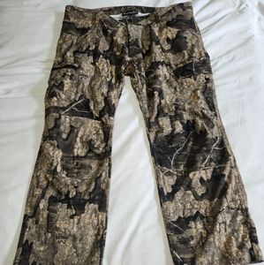 UA Camo Pants